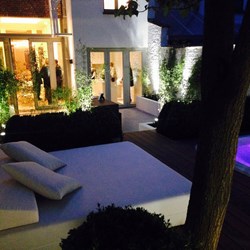 bedrijfstuin-antwerpen-patio-tuinverlichting-lounge